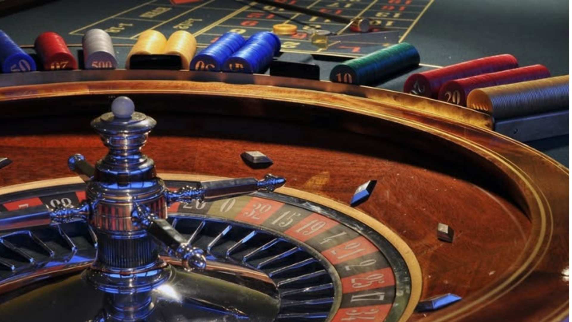 How Random Events Keep Interactive Sessions Fresh